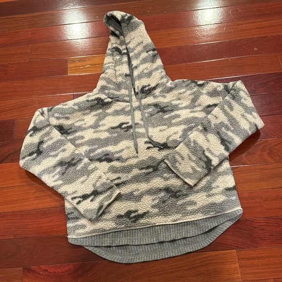 PJ Salvage sherpa fleece camo hoodie - Picture 4 of 10